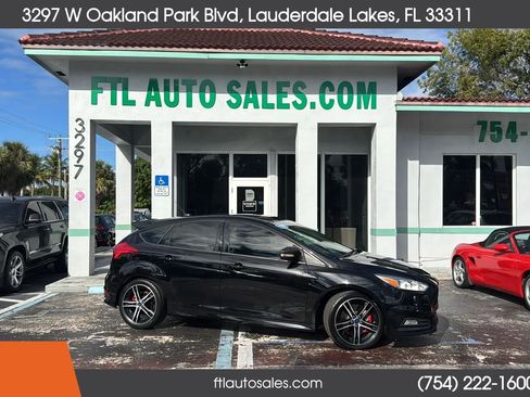 Used 2018 Ford Focus ST image 20