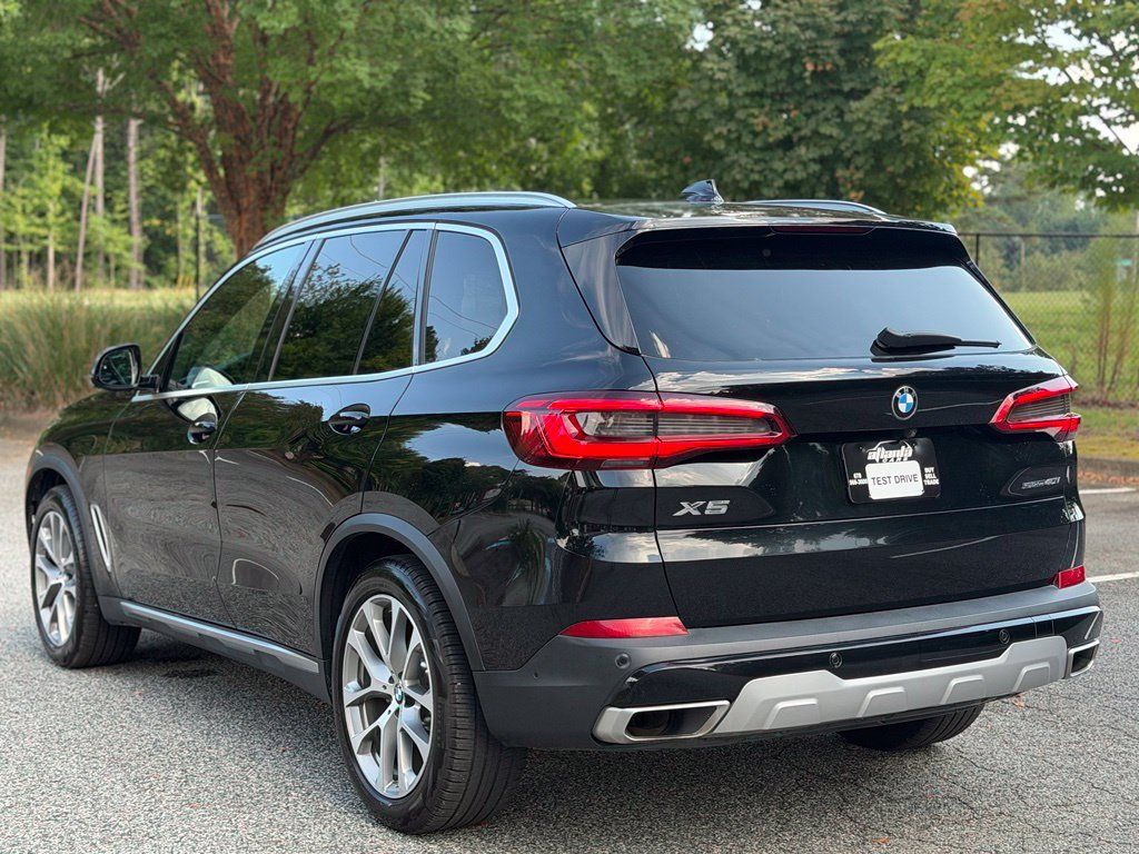 Used 2020 BMW X5 sDrive40i w/ Convenience Package RWD image 3