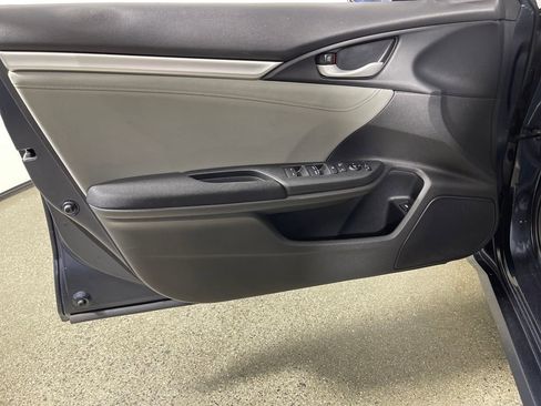 Used 2020 Honda Civic EX image 19