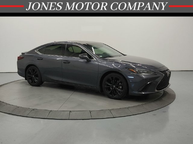 Used 2023 Lexus ES 300h F Sport FWD image 1