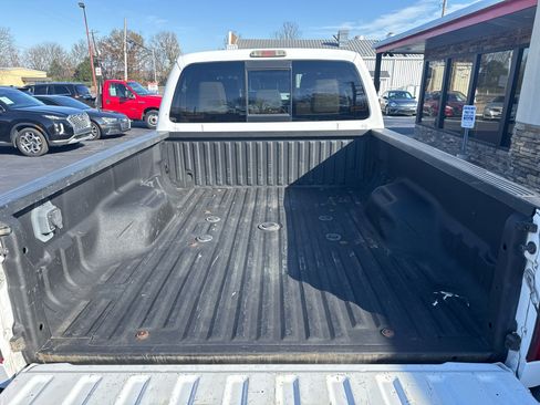 Used 2013 Ford F350 Lariat w/ Lariat Interior Pkg image 5