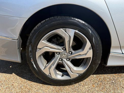 Used 2019 Honda Accord EX-L image 6