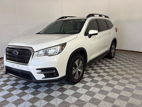 Used 2019 Subaru Ascent Premium AWD/4WD image 3