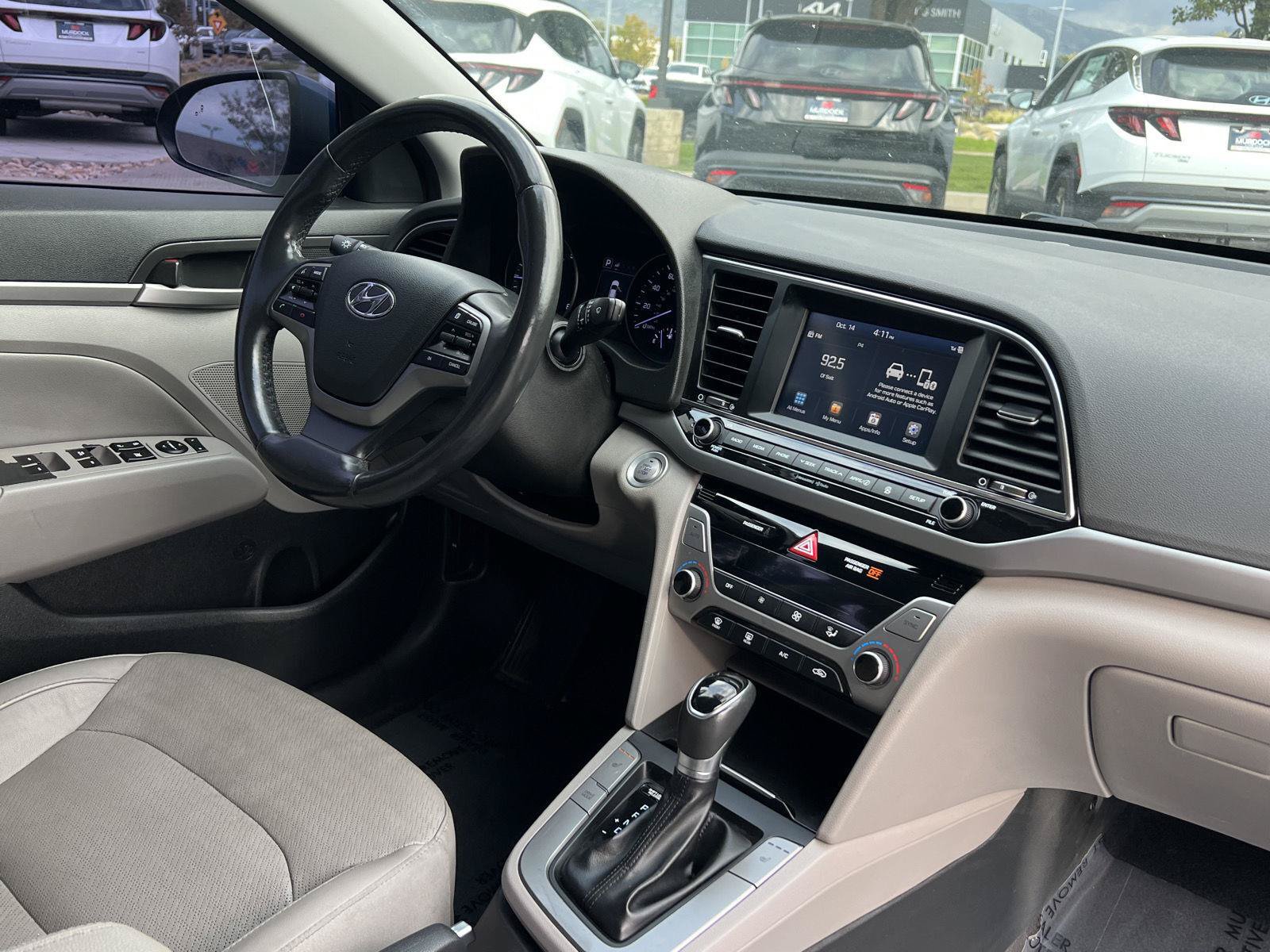 Used 2018 Hyundai Elantra Limited w/ Cargo Package FWD image 3