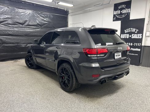 Used 2017 Jeep Grand Cherokee SRT AWD/4WD image 4