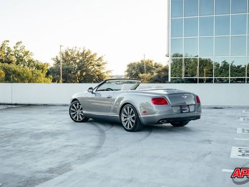 Used 2013 Bentley Continental GT image 23