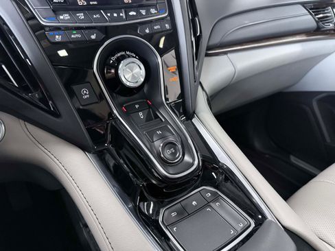 Used 2020 Acura RDX AWD w/ Advance Package image 24
