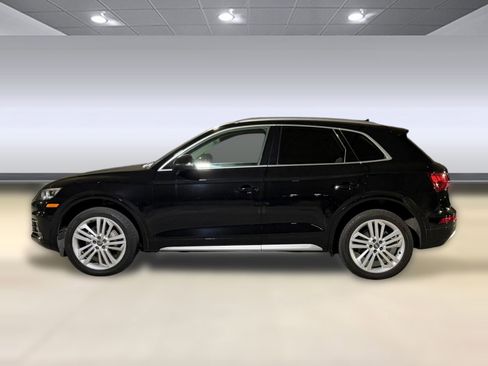 Used 2018 Audi Q5 2.0T Premium Plus w/ Premium Plus Package AWD/4WD image 2