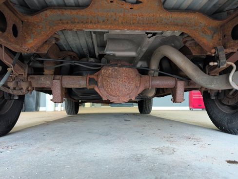 Used 2007 Chevrolet Express 1500 RWD image 16