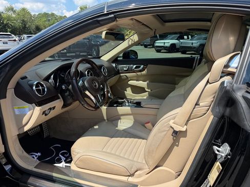 Used 2013 Mercedes-Benz SL 550 image 7