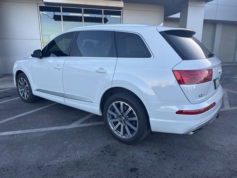 Used 2018 Audi Q7 3.0T Premium Plus w/ Premium Plus Package image 4