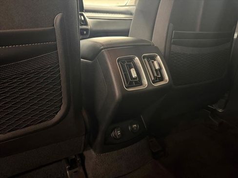 Used 2023 Kia Sorento LX image 25