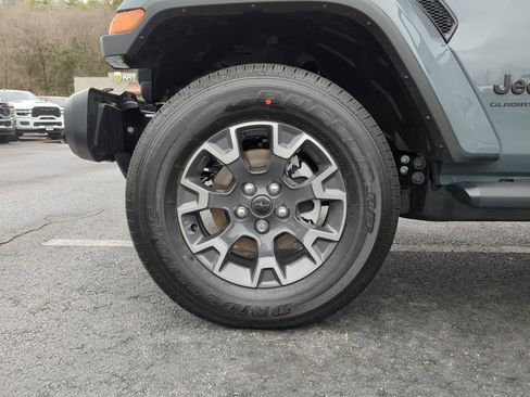 New 2026 Jeep Gladiator Sport image 24