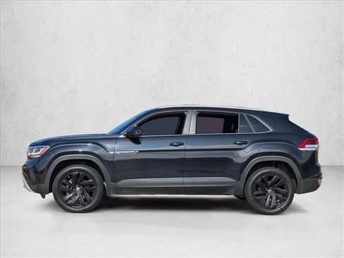 Used 2023 Volkswagen Atlas Cross Sport SE w/ Black Wheel Package image 8