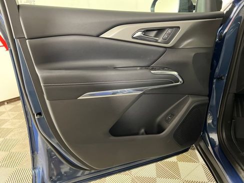 New 2026 Chevrolet Traverse LT w/ Driver Confidence Package FWD image 10