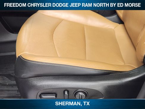 Used 2019 GMC Terrain SLT w/ Preferred Package FWD image 17