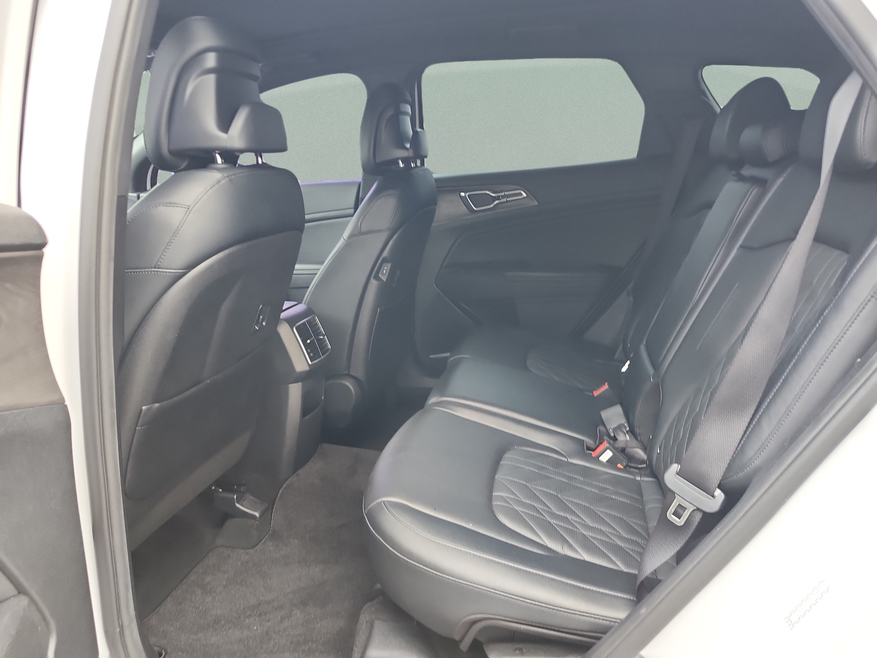 Used 2024 Kia Sportage X-Pro AWD/4WD image 17