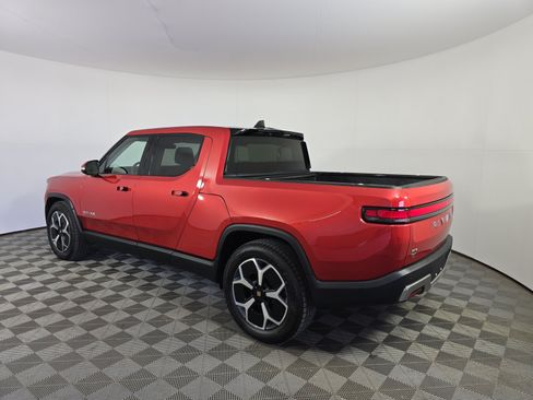Used 2024 Rivian R1T Adventure AWD/4WD image 3