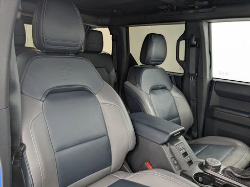 Used 2022 Ford Bronco Outer Banks w/ Sasquatch Package image 20