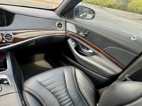 Used 2018 Mercedes-Benz S 560 4MATIC Sedan image 26