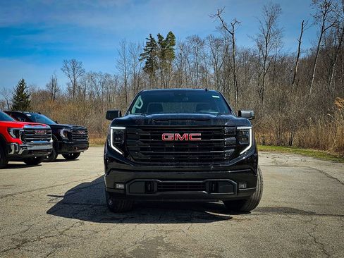 New 2026 GMC Sierra 1500 Elevation AWD/4WD image 9