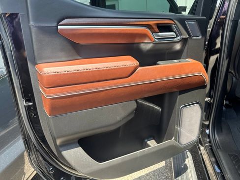 Used 2023 GMC Sierra 1500 Denali Ultimate AWD/4WD image 14