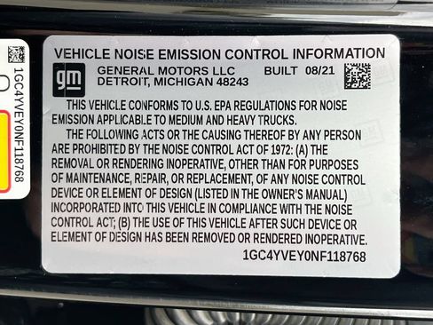 Used 2022 Chevrolet Silverado 3500 High Country w/ Z71 Off-Road Package AWD/4WD image 34