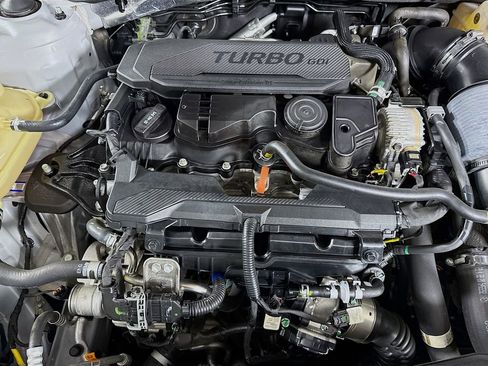 Used 2023 Kia K5 GT-Line image 34