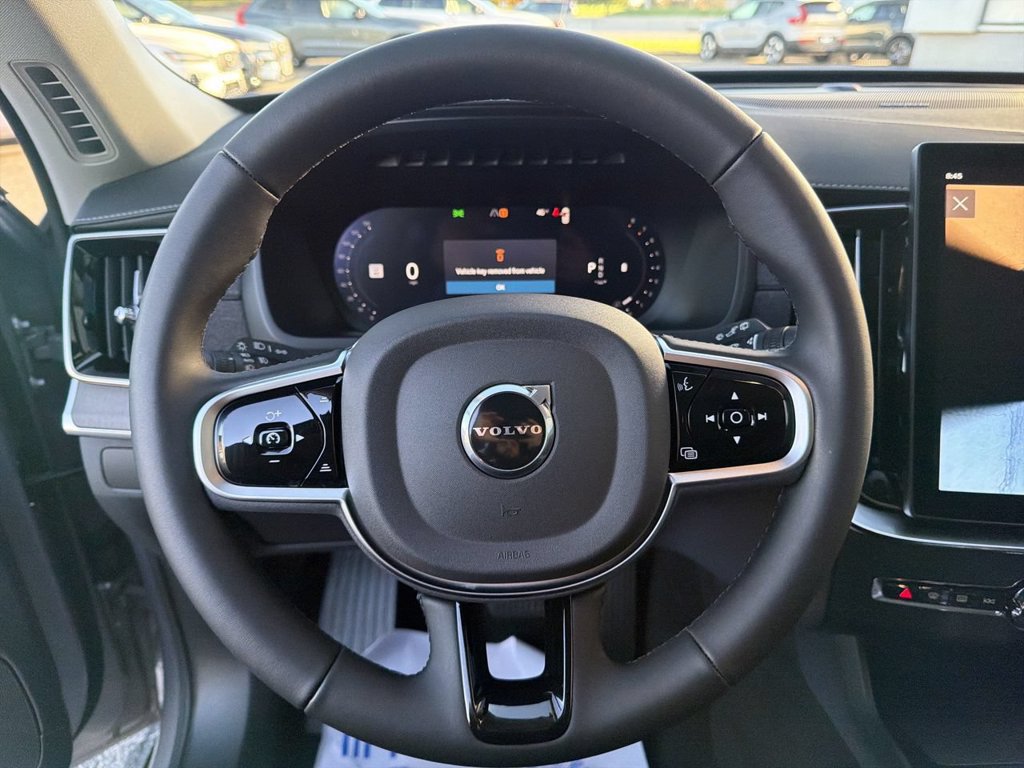 Certified 2026 Volvo XC90 B5 Ultra AWD/4WD image 18