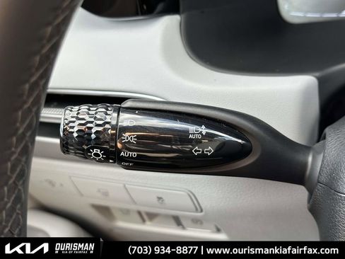 Used 2023 Hyundai Palisade SEL image 11