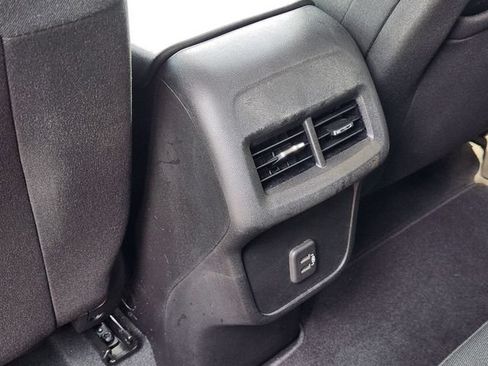 Used 2022 Chevrolet Equinox LS w/ LS Convenience Package FWD image 29