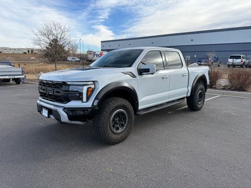 Used 2025 Ford F150 Raptor image 3