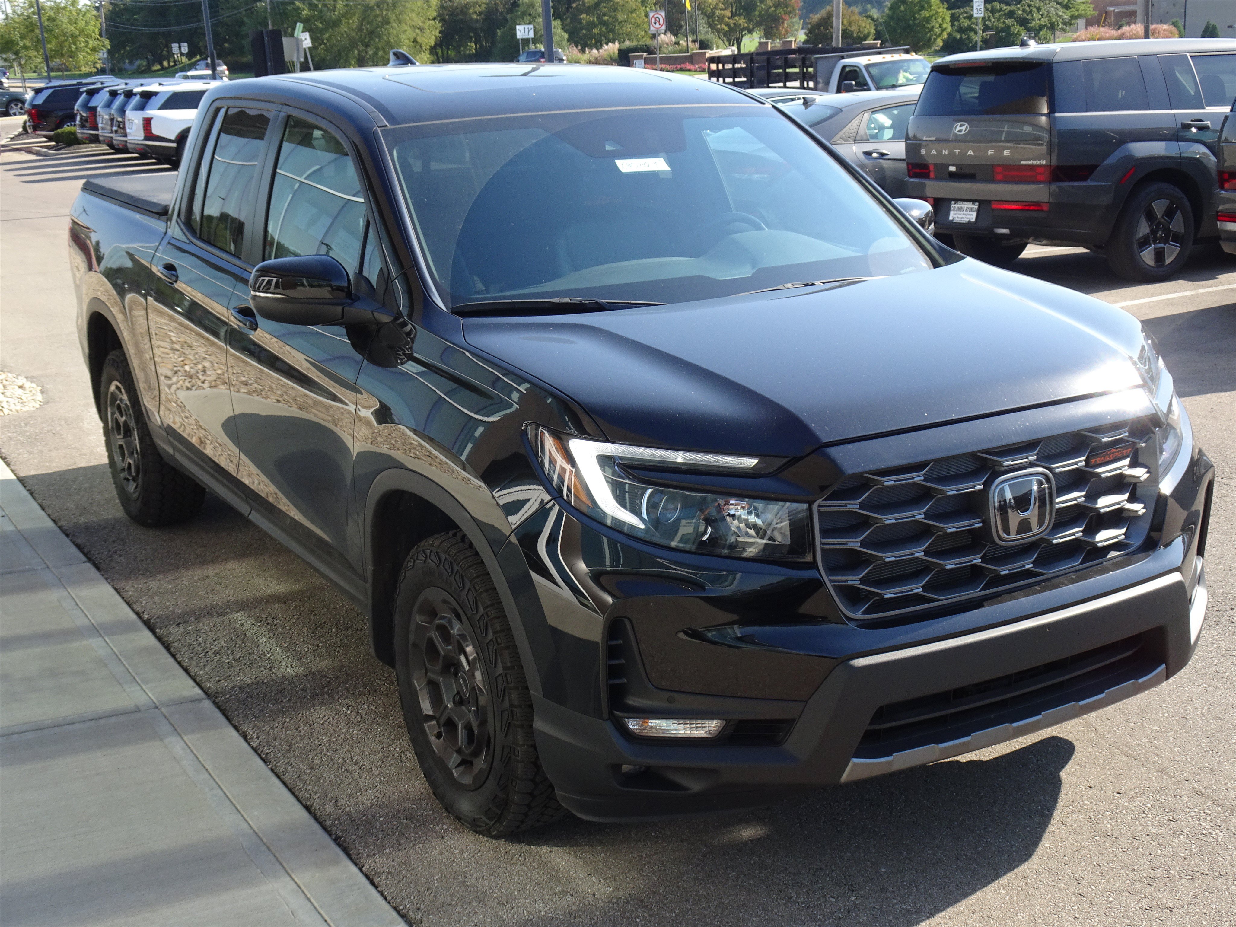 Used 2025 Honda Ridgeline TrailSport+ image 9