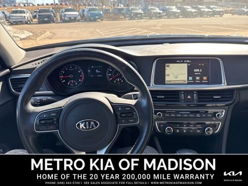 Used 2016 Kia Optima EX w/ Premium Package image 16