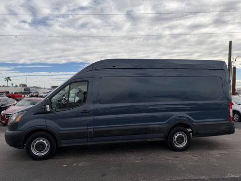 Used 2019 Ford Transit 250 148 High Roof Extended image 4