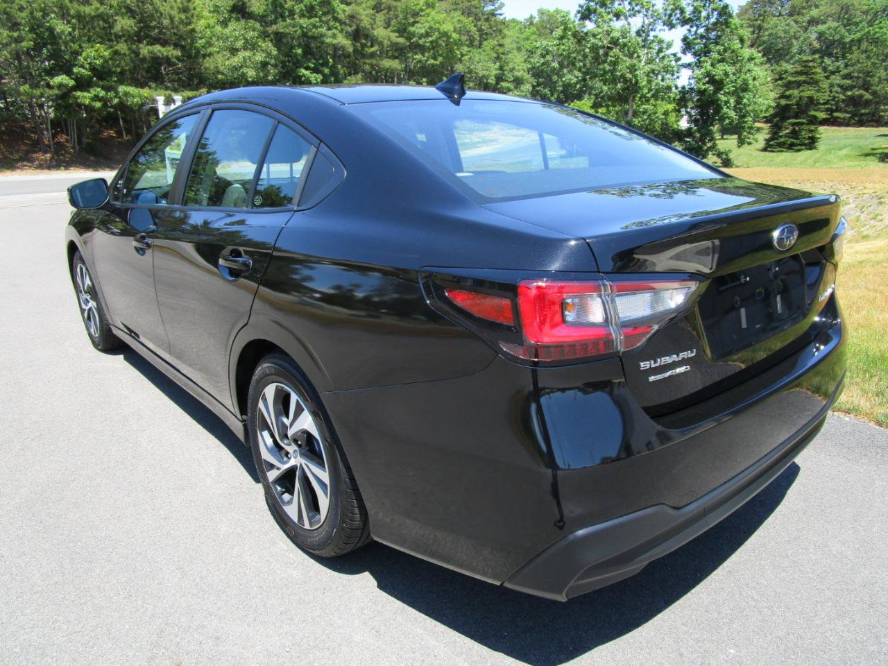 Used 2023 Subaru Legacy Premium AWD/4WD image 3