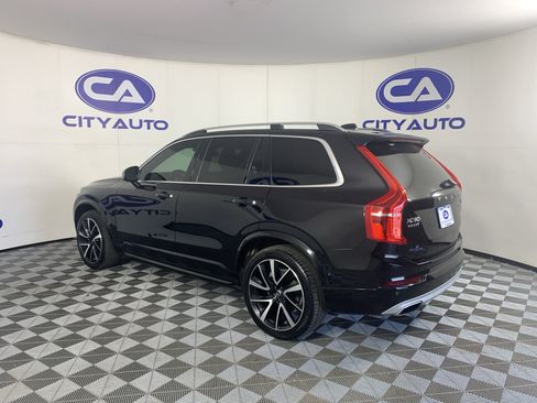 Used 2018 Volvo XC90 T6 Momentum w/ Convenience Package AWD/4WD image 5