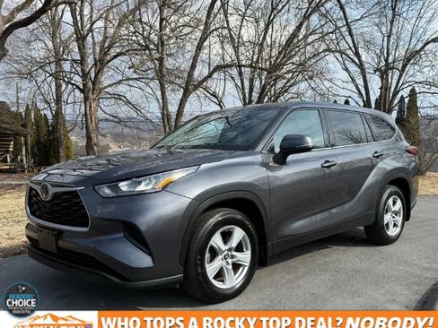 Used 2020 Toyota Highlander L image 1