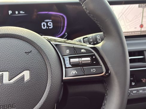 New 2026 Kia Seltos S FWD image 33