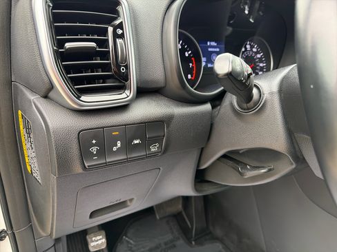 Used 2022 Kia Sportage EX image 22