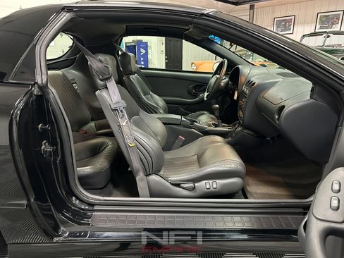 Used 1999 Pontiac Firebird Formula w/ Security Pkg image 36