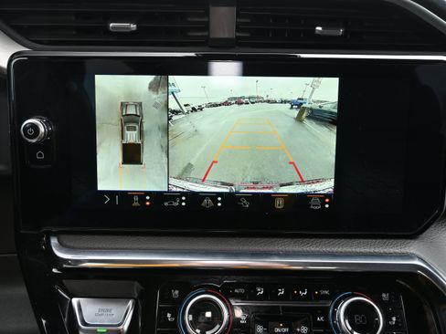 Used 2024 GMC Sierra 1500 Denali w/ Denali Reserve Package image 29