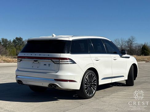 Used 2020 Lincoln Aviator Black Label image 2