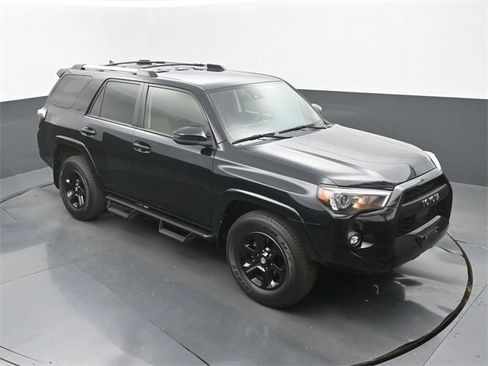 Used 2021 Toyota 4Runner SR5 image 13
