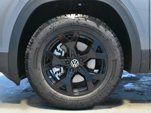 New 2026 Volkswagen Atlas Peak Edition AWD/4WD image 21