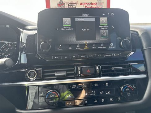 Certified 2023 Nissan Pathfinder SL image 15