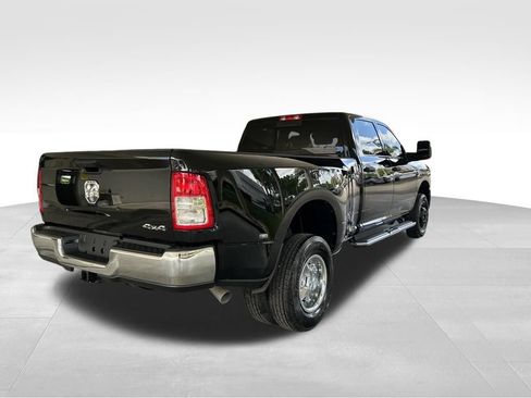Used 2024 RAM 3500 Tradesman w/ Chrome Appearance Group AWD/4WD image 3