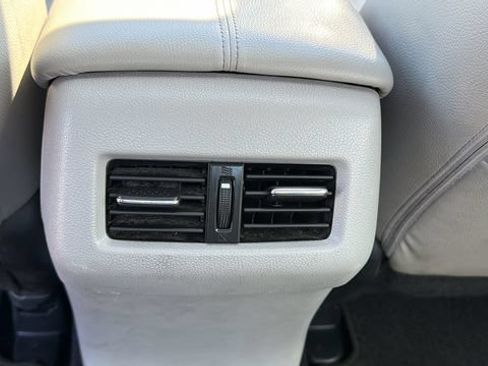 Used 2017 Honda Accord EX-L image 16