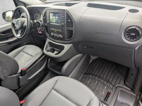 Used 2023 Mercedes-Benz Metris Passenger image 22