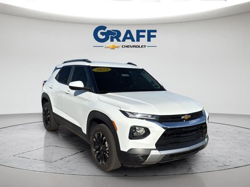 Used 2023 Chevrolet TrailBlazer LT w/ Convenience Package AWD/4WD image 11